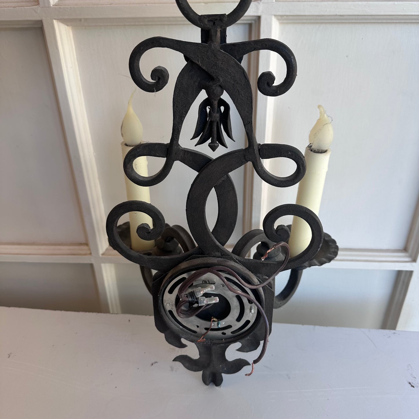 Fleur-de-Lis Double Arm Sconce
