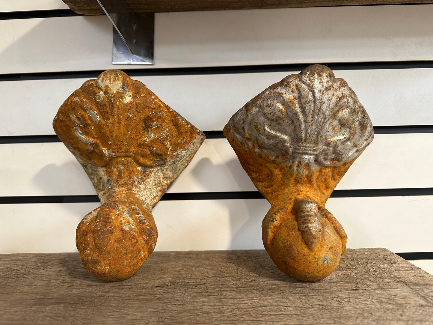Vintage Cast Iron Claw Foot Bathtub Feet
