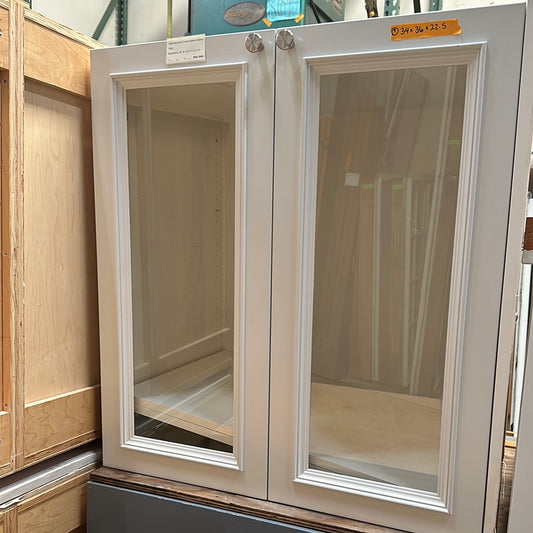 Glass door front, 2 doors - Upper Cabinet