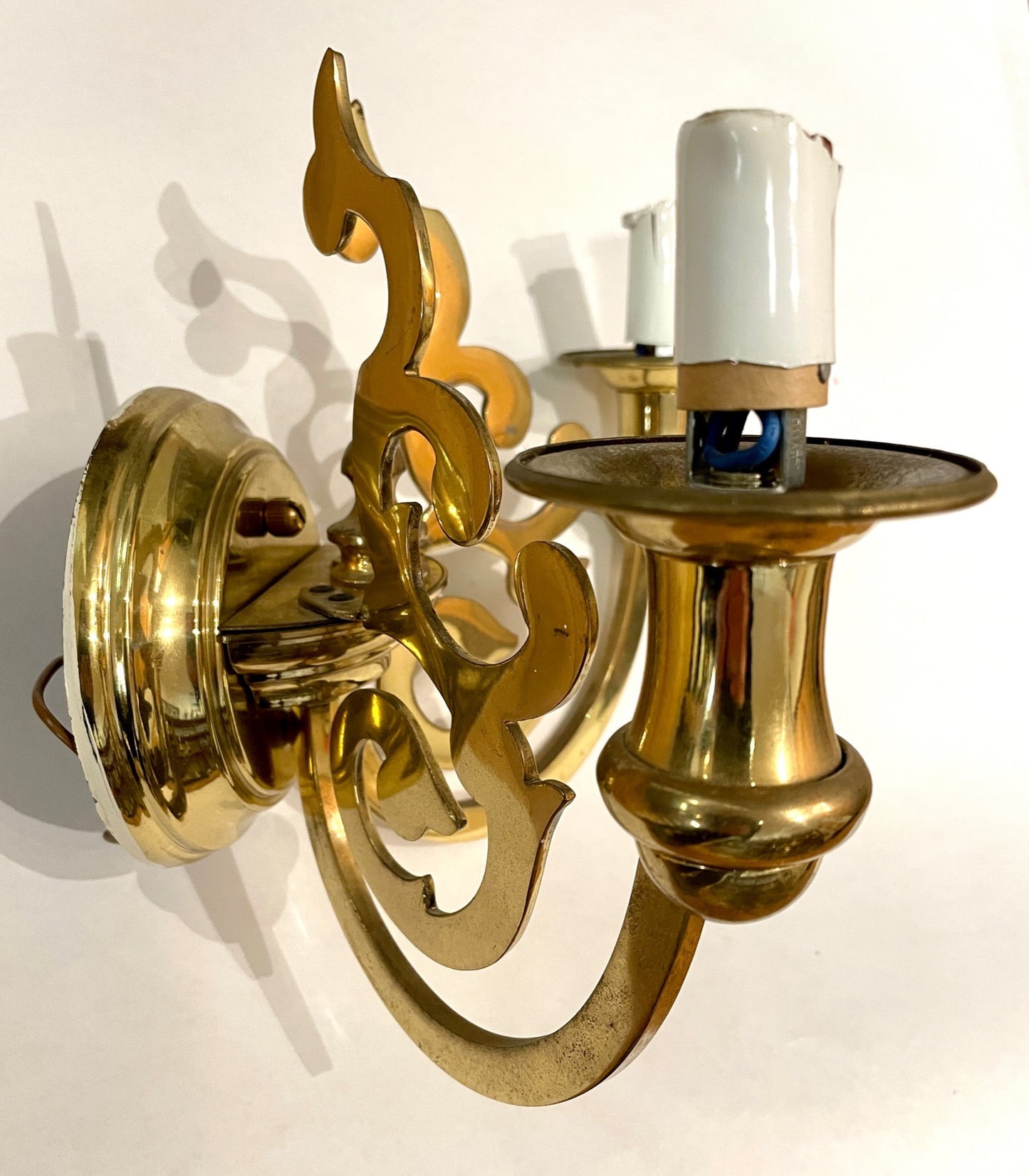 Mid 20th C.Sciolari Brass Sconce