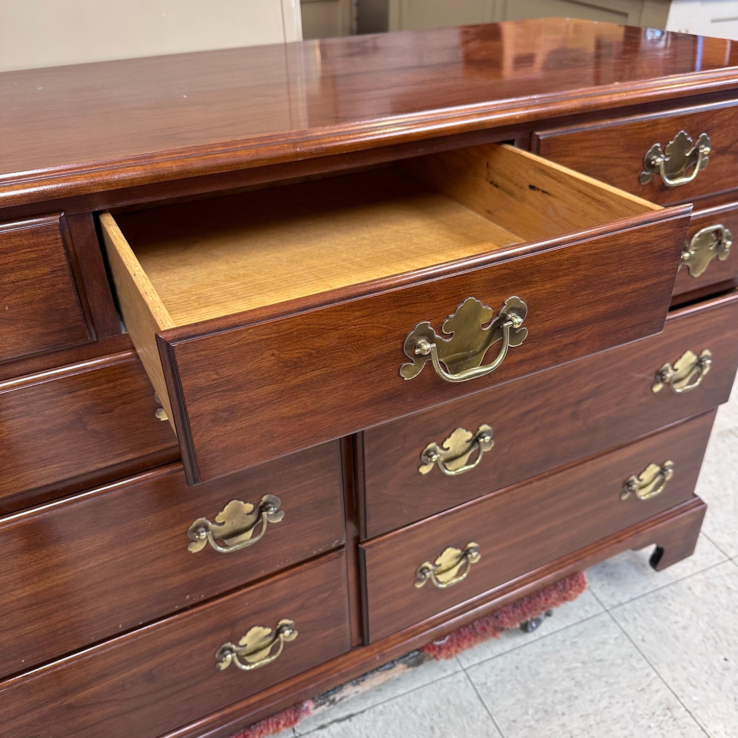 Virginia Galleries Dresser