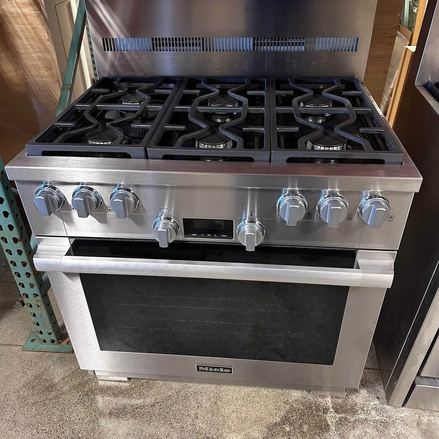 36" Miele Gas Range