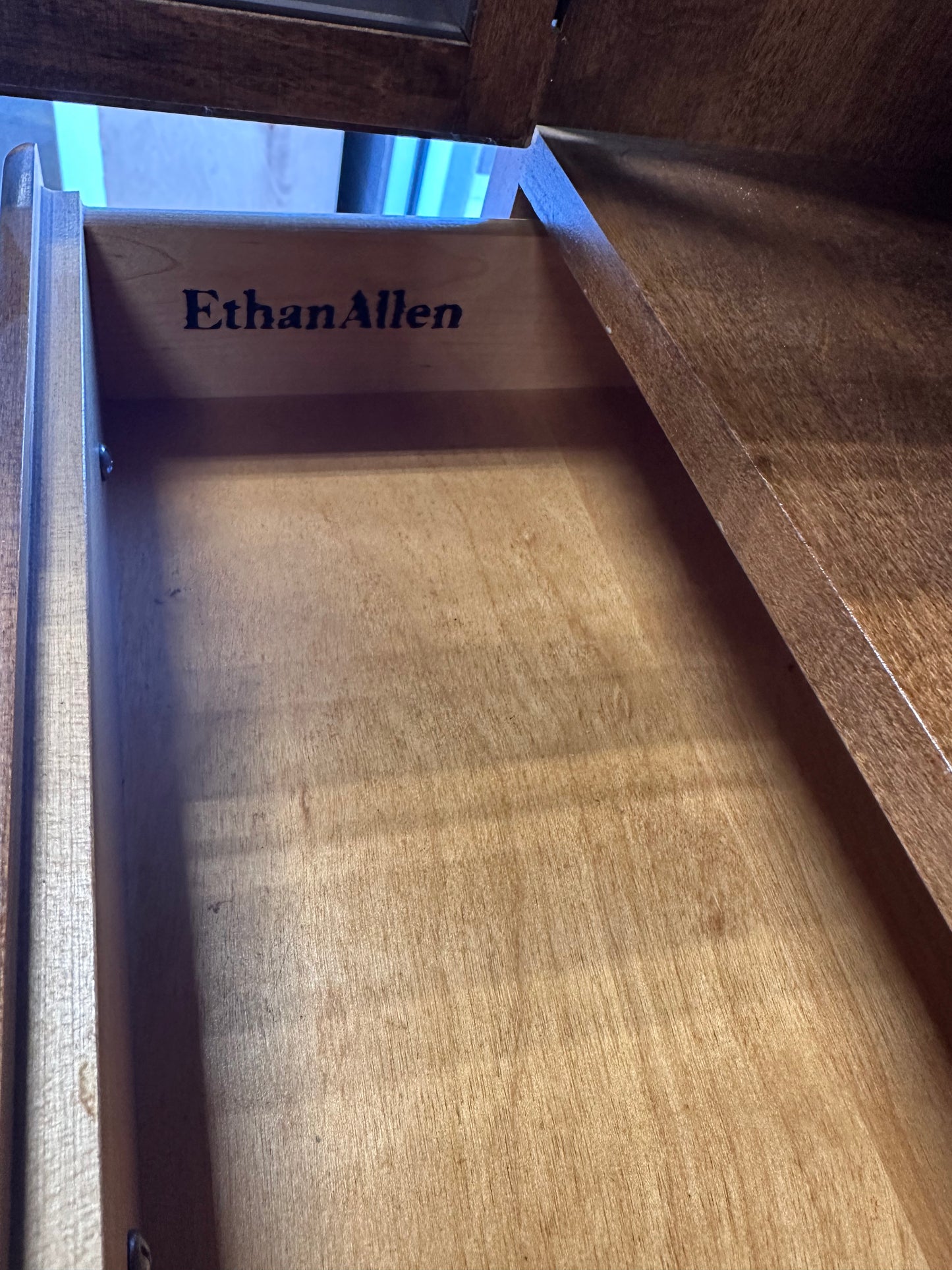 Vintage Ethan Allen Heirloom Maple "Drybar" China Hutch