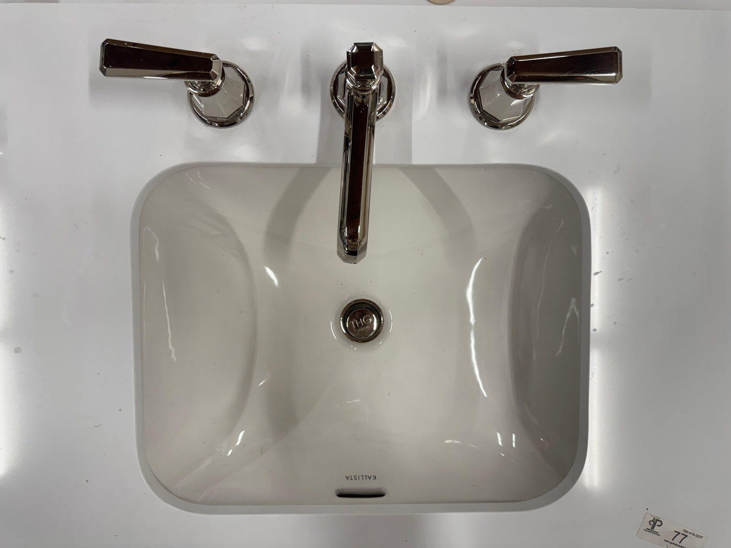 THG Paris Tradition with Lever Handles  Widespread Lavatory Set with Drain
