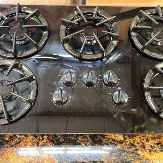 GE Cooktop - Gas