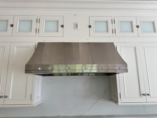 Dacor Range Hood with Rivet detail