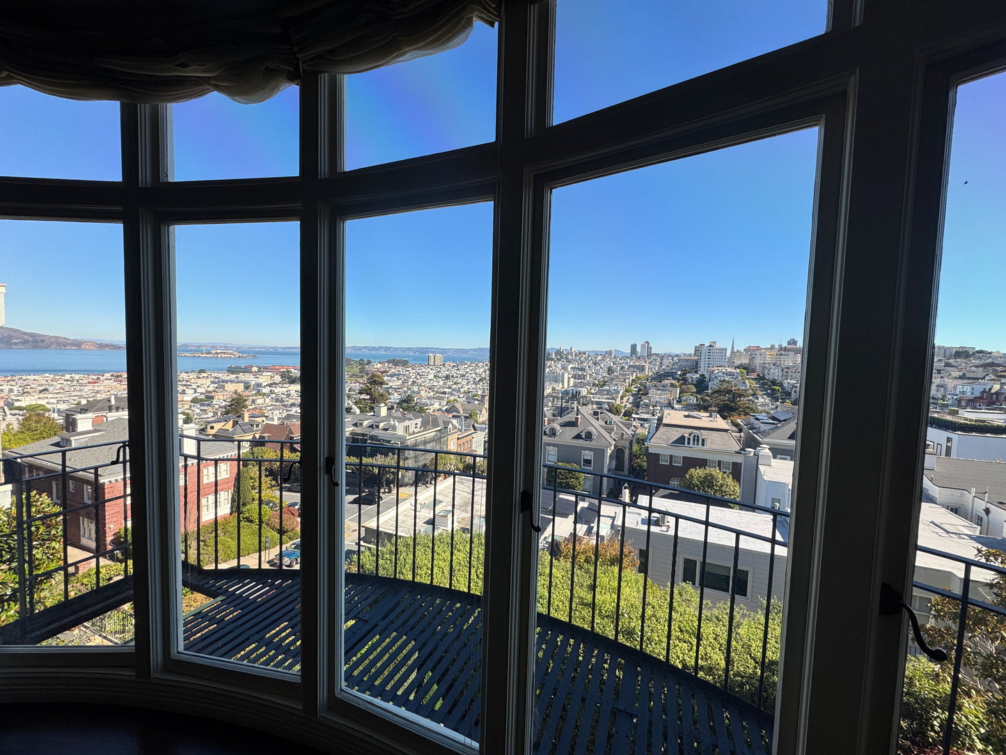 Bay Windows - Set of 5