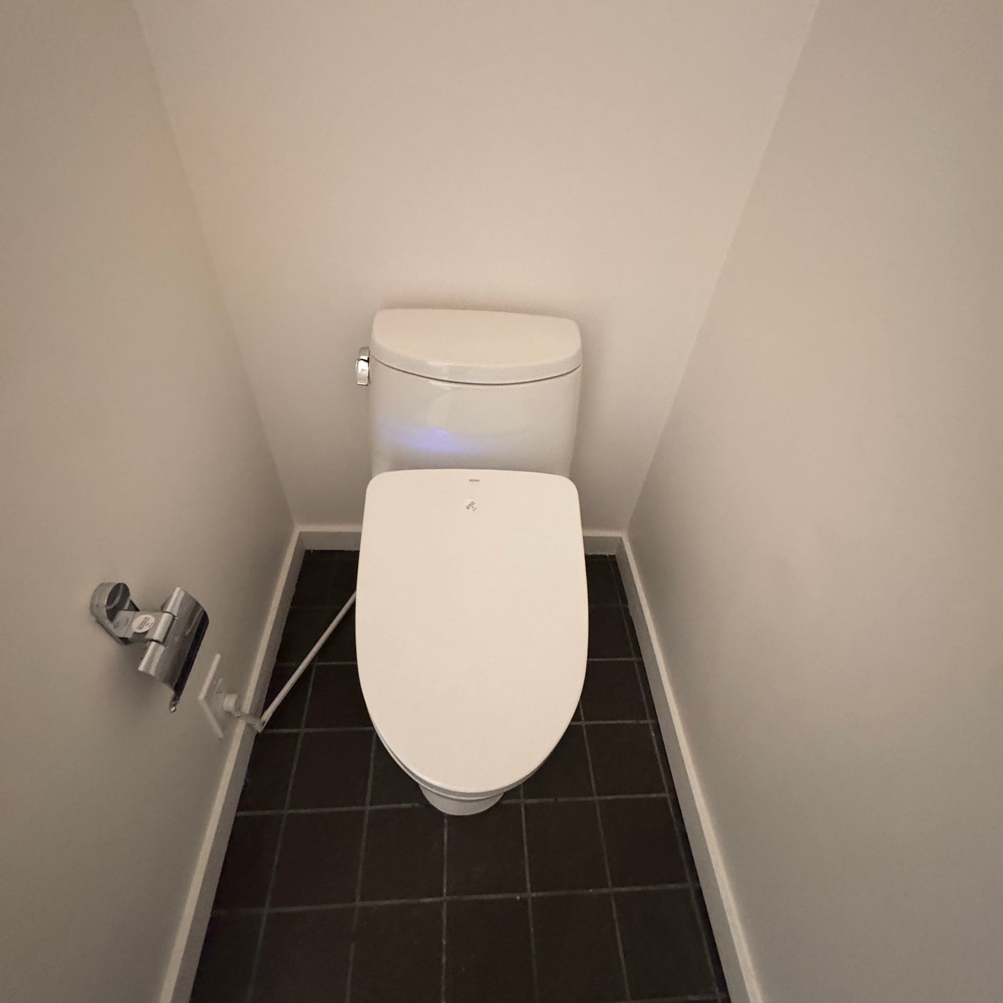 Toto Toilet with Washlet Bidet (and remote)